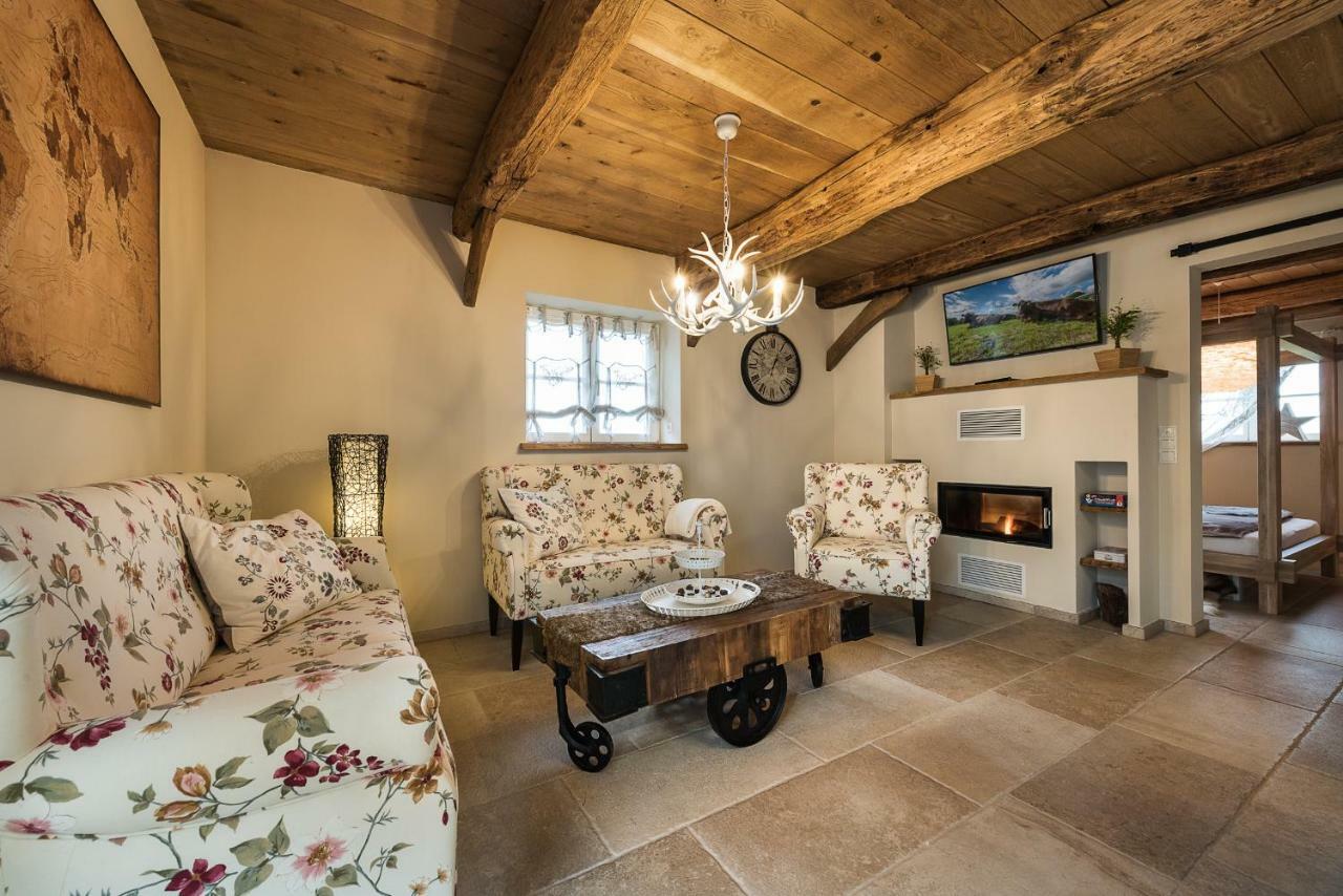 Ferienwohnungen Und Zimmer Hof Holtmann Munster  Exterior photo